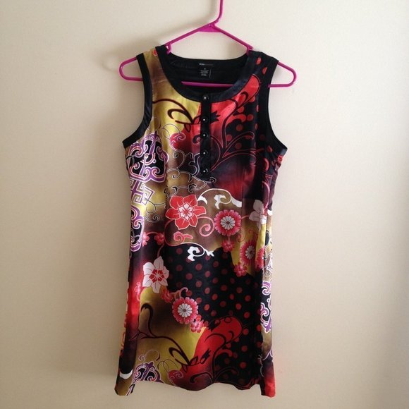 BCBGMax Azria Multi Color Dress. Side Zipper. - Picture 1 of 4
